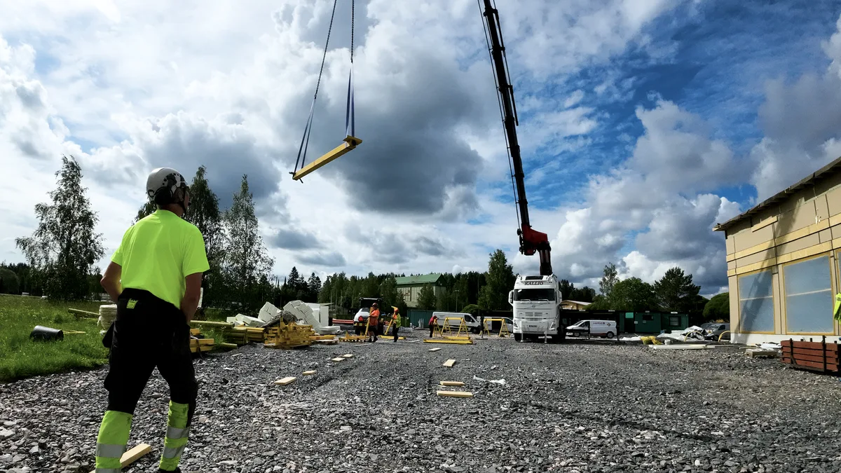 Construction7